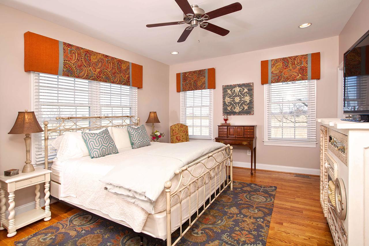 Hillbrook Inn & Spa (Adults Only) Charles Town Bagian luar foto