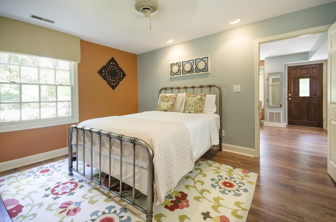 Hillbrook Inn & Spa (Adults Only) Charles Town Bagian luar foto