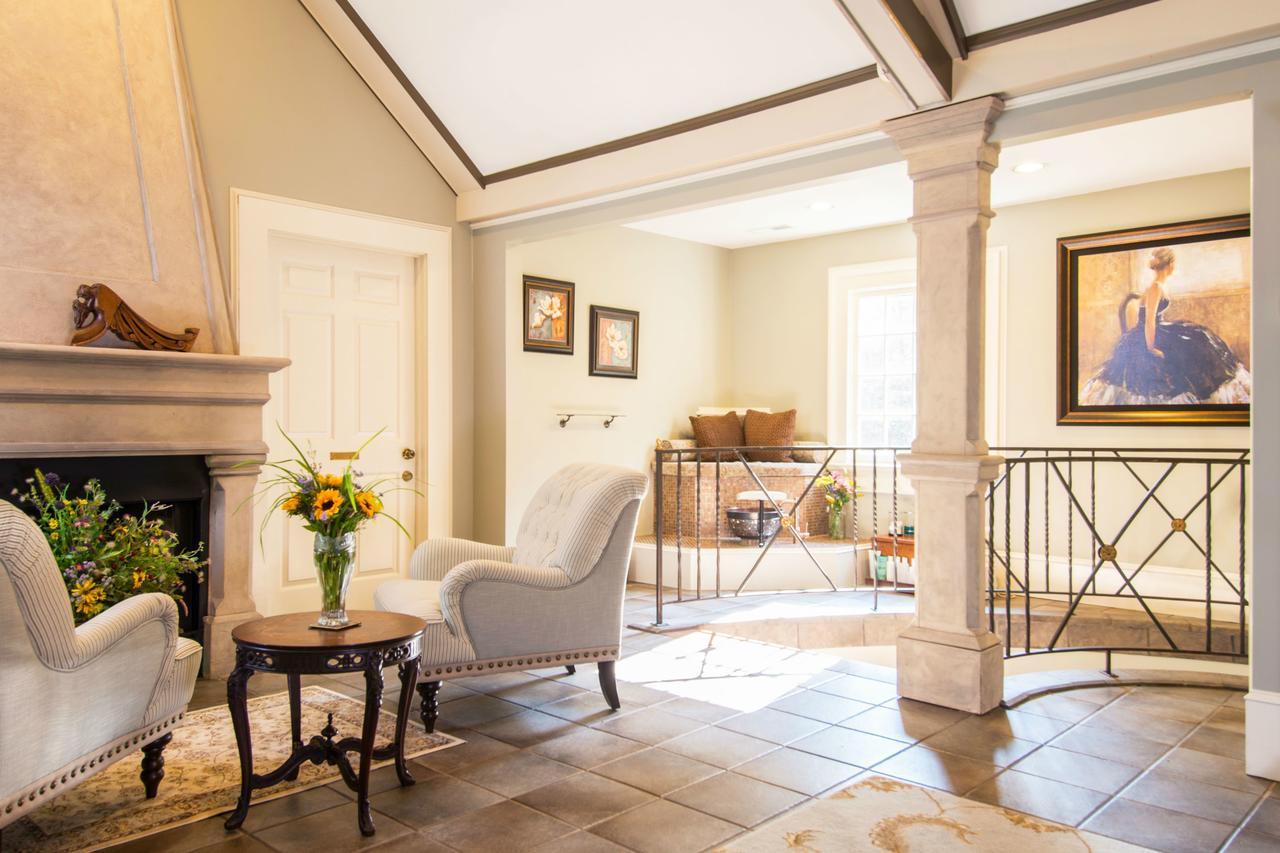 Hillbrook Inn & Spa (Adults Only) Charles Town Bagian luar foto