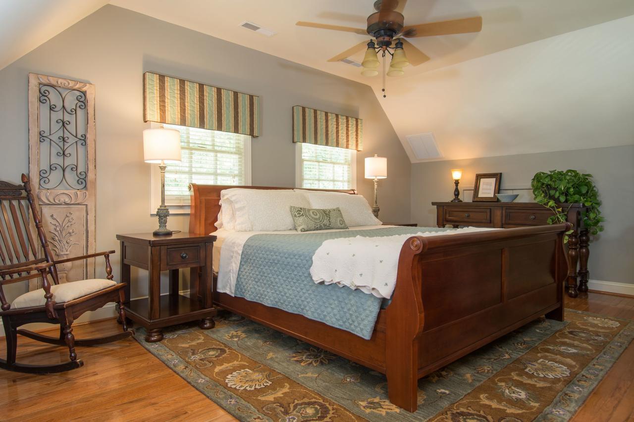 Hillbrook Inn & Spa (Adults Only) Charles Town Bagian luar foto