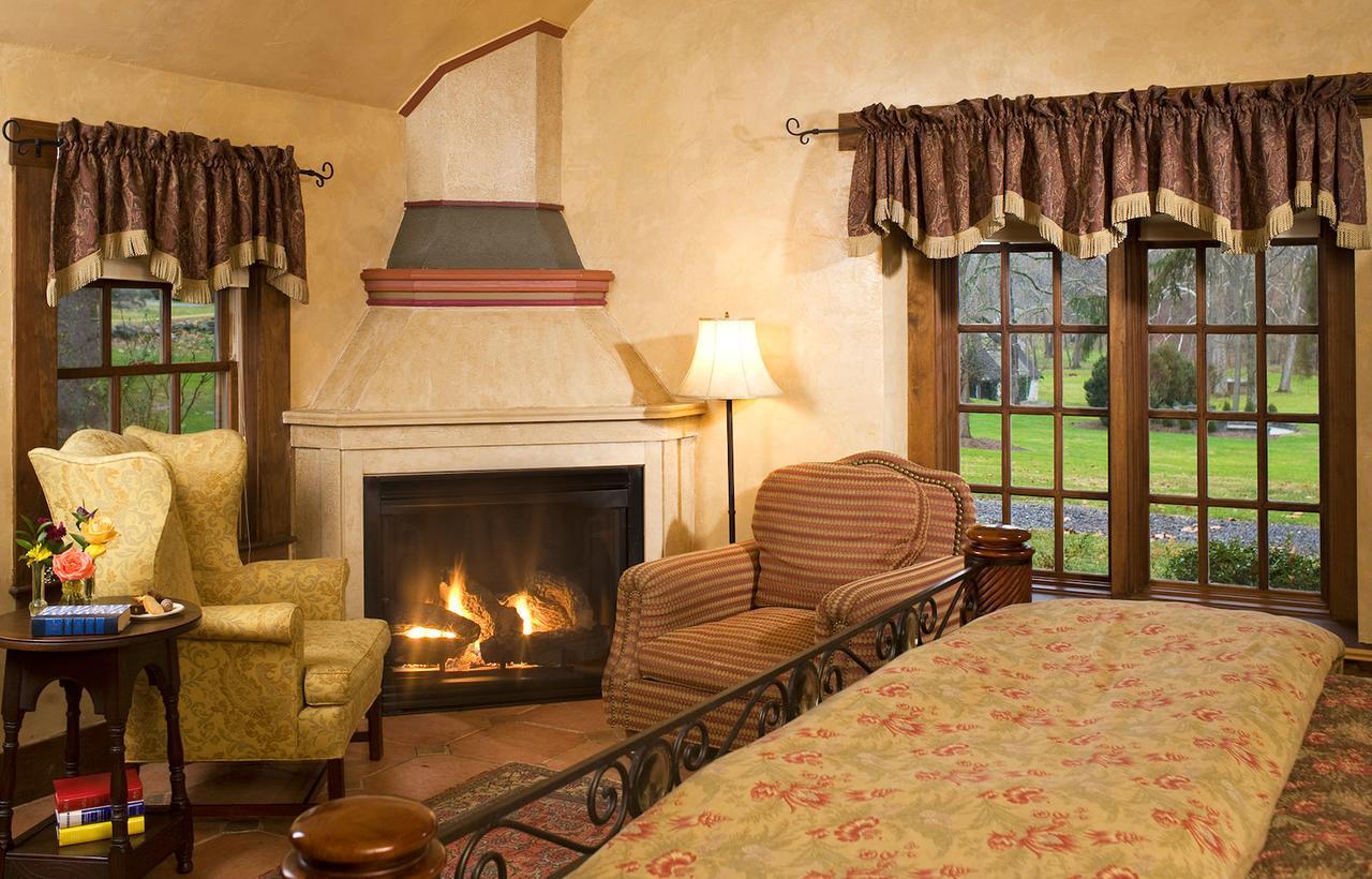 Hillbrook Inn & Spa (Adults Only) Charles Town Bagian luar foto