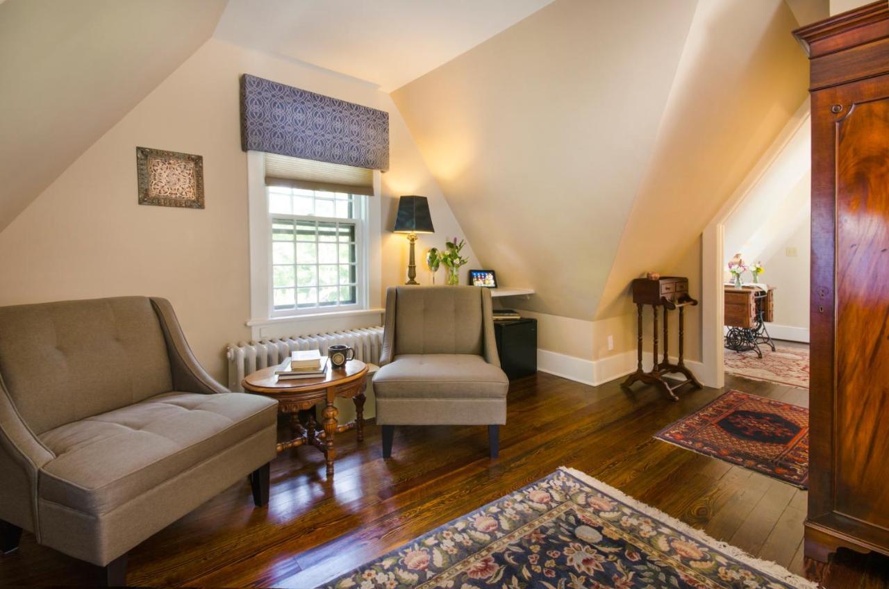 Hillbrook Inn & Spa (Adults Only) Charles Town Bagian luar foto