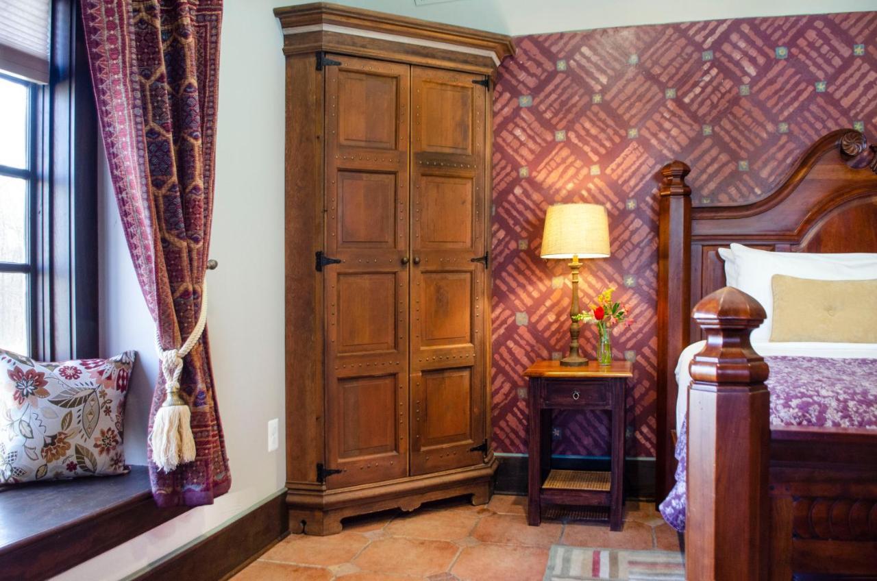Hillbrook Inn & Spa (Adults Only) Charles Town Bagian luar foto